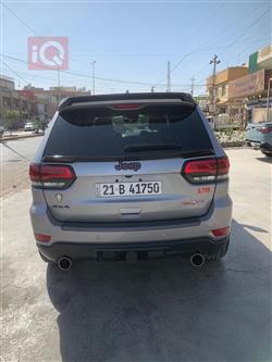 جیپ گراند شیرۆکی